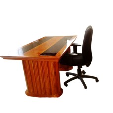 Escritorio de Cedro 100%